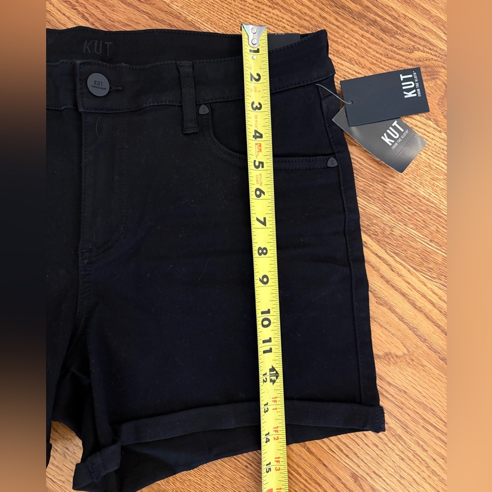 Kut from the Kloth Gidget Rollup Short - Picture 8 of 8